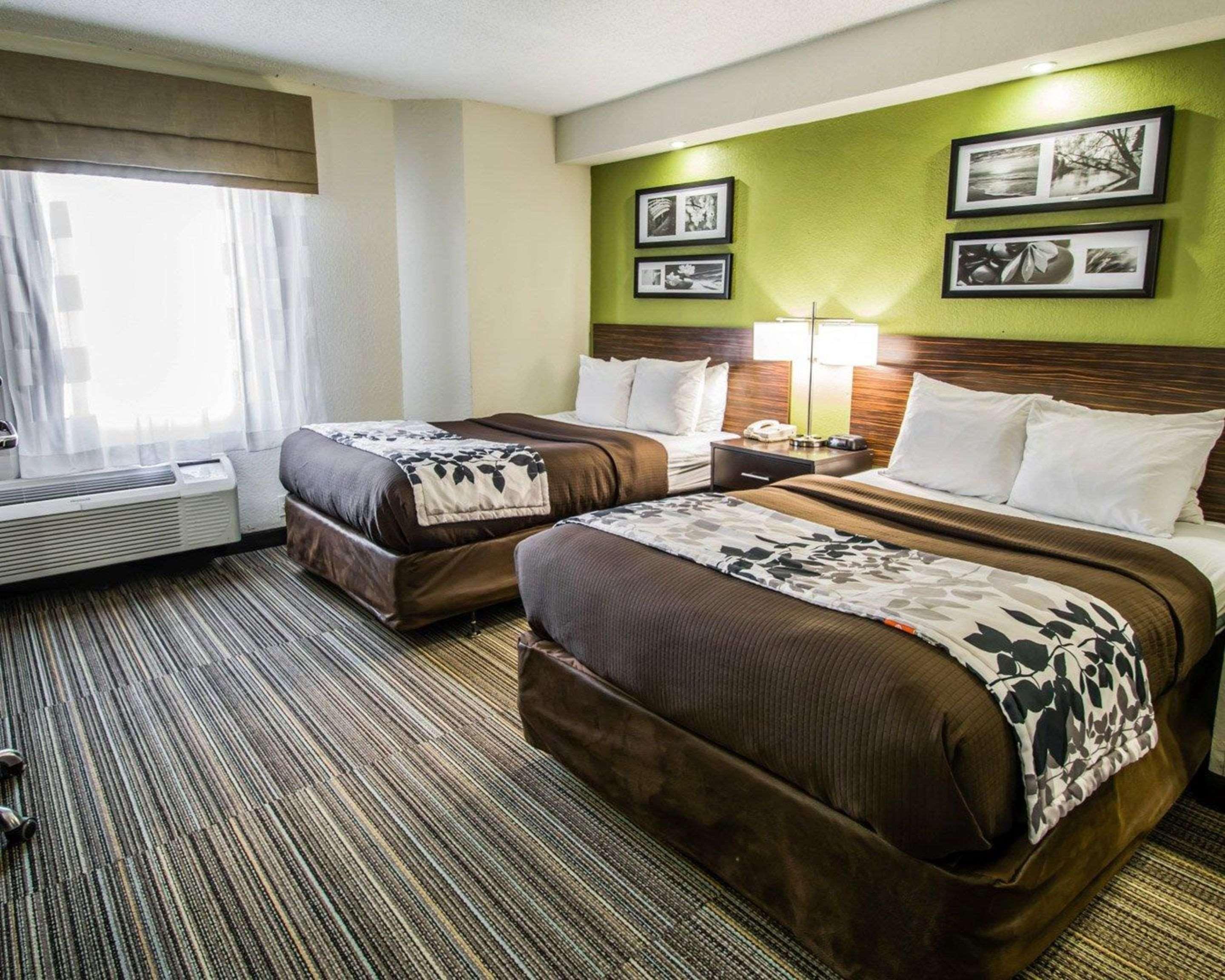 Sleep Chain Of Lakes Inn 2*