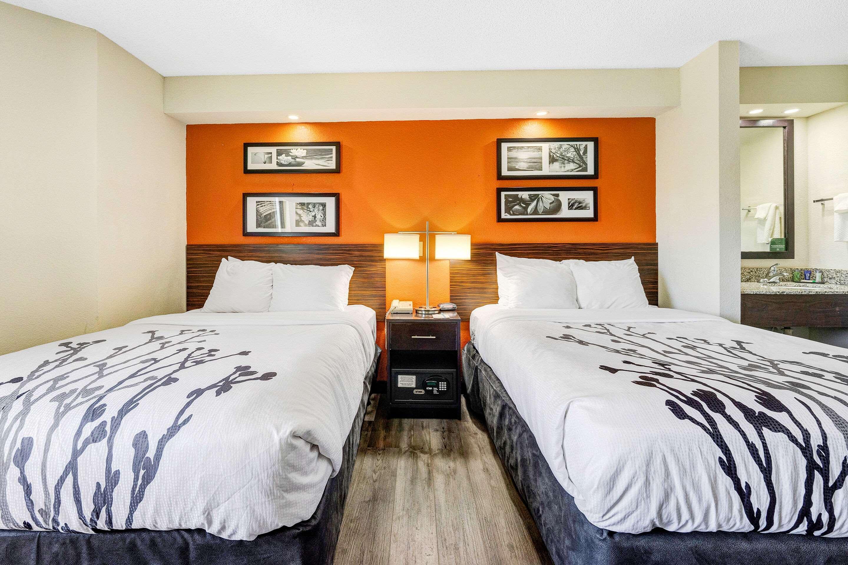 Inn Sleep Chain Of Lakes Leesburg